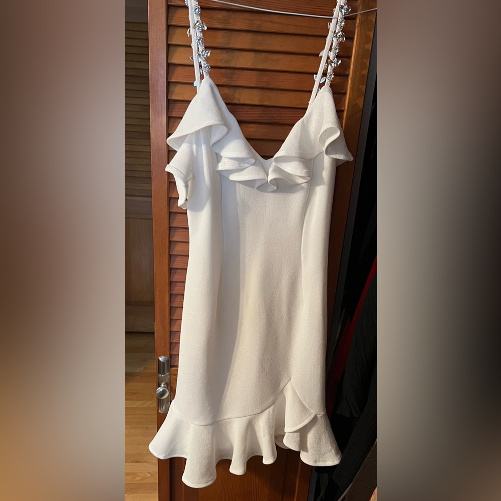 Selfie Leslie Shine bright mini white dress